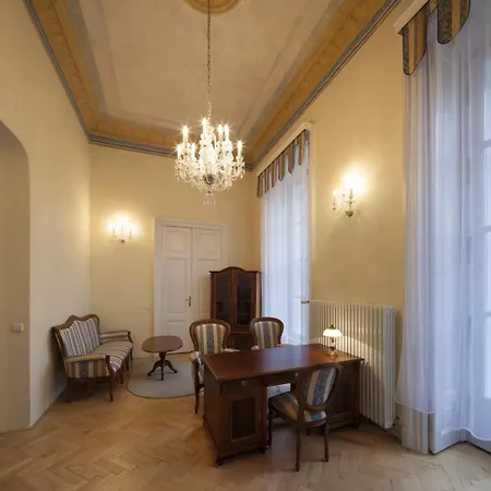 Zamek V Novych Hradech Jizni Cechy Hotel