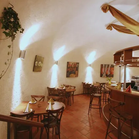 Zamek V Novych Hradech Jizni Cechy