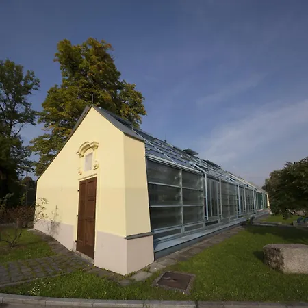Hotel Zamek V Novych Hradech Jizni Cechy Nove Hrady (Ceske Budejovice)